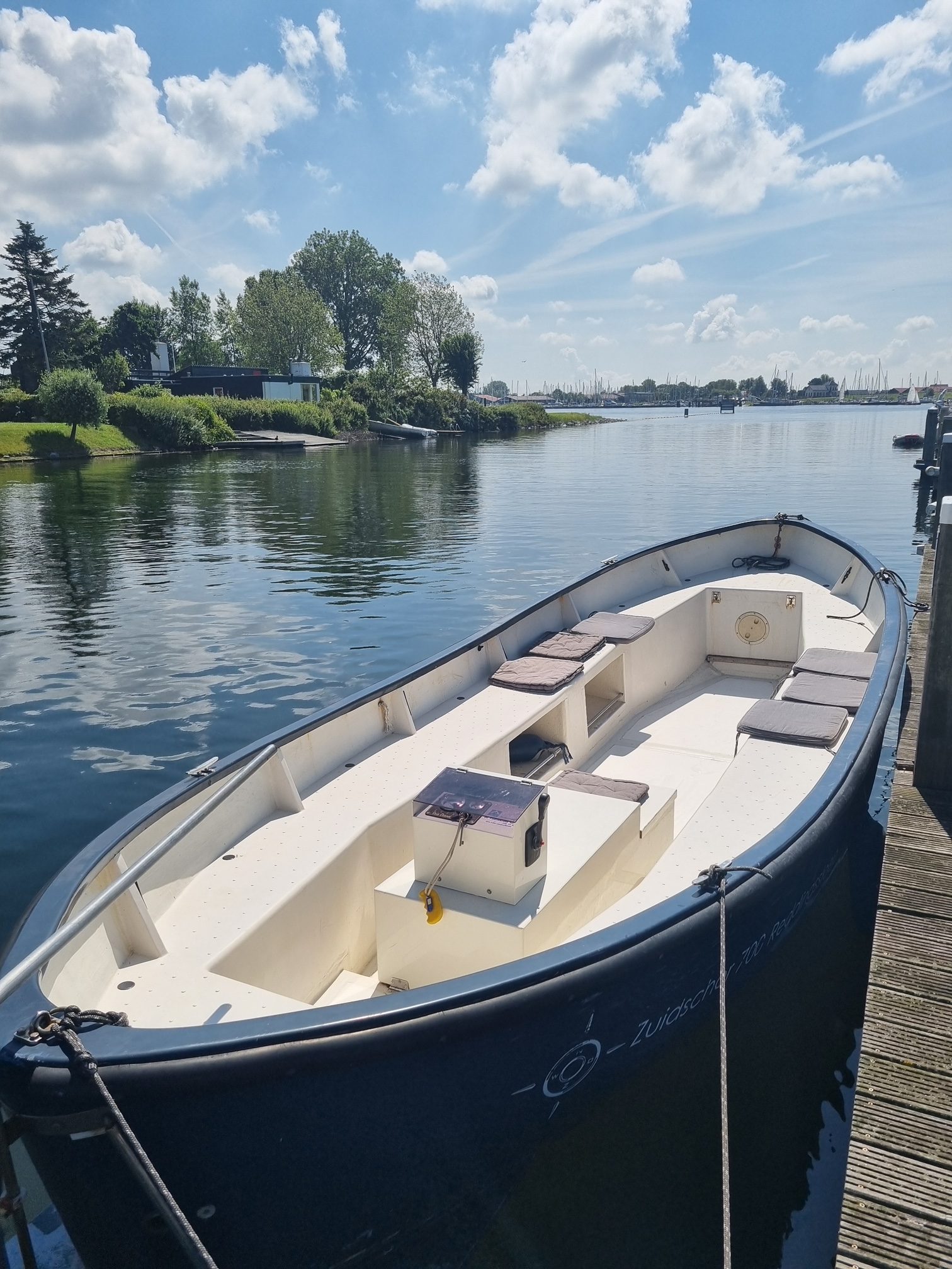 Sloep met schipper huren zeeland